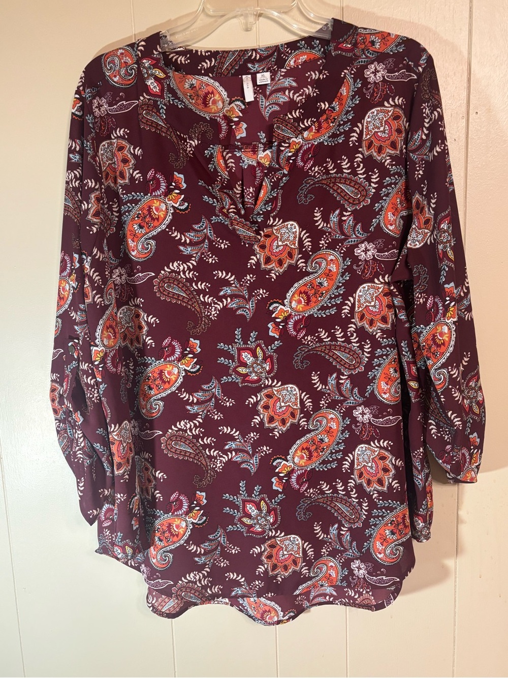 Women's Paisley Split-Neck Tunic in Burgundy